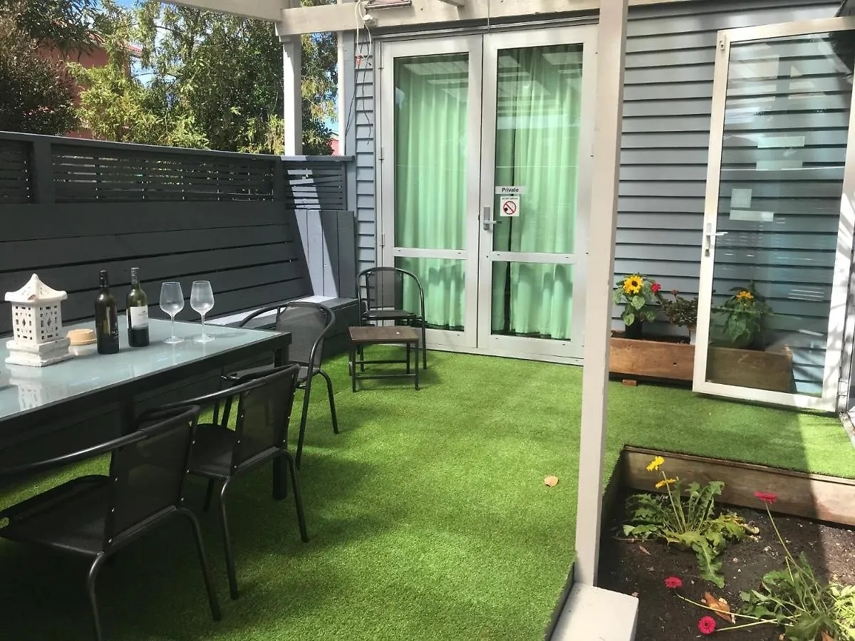 Guest house Sandy Feet Lodge Christchurch